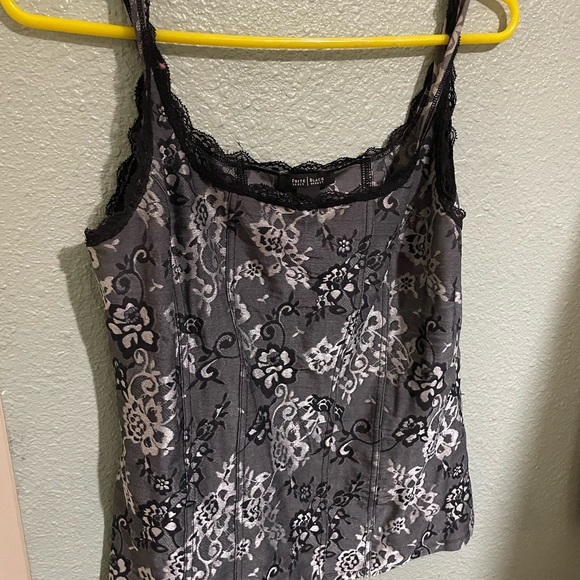 Lace Cami - Picture 2 of 4